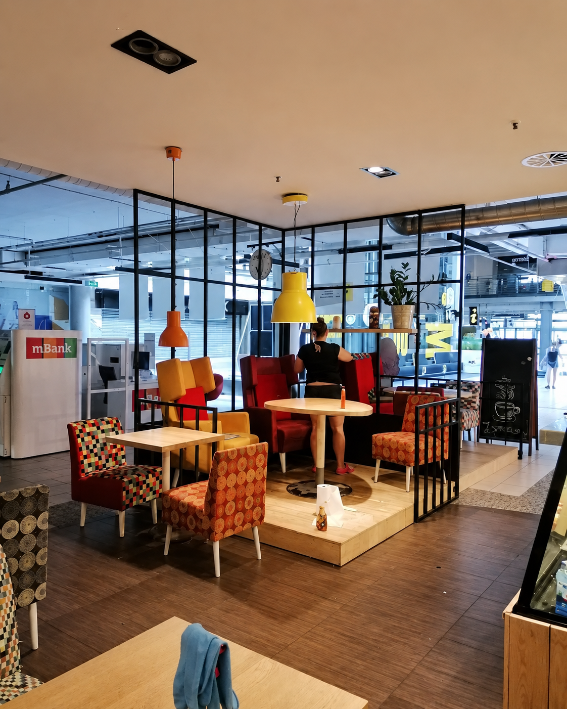Restaurant area and operational maintenance work
